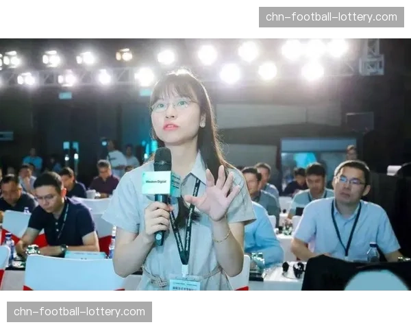 “水感是天生的,但努力是每天的”——专访被誉为“天才少女”的西班牙选手 “水感是天生的,但努力是每天的”——专访被誉为“天才少女”的西班牙选手